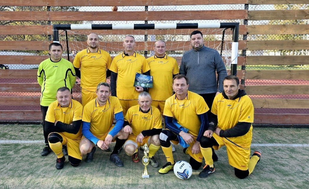 Echipa de Veterani a Făleștiului Cucerește Trofeul la Turneul Internațional de Mini-Fotbal